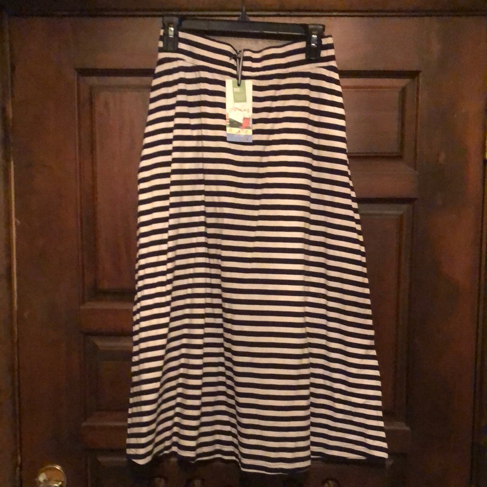 Joules black and white Skirt size 4 NWT